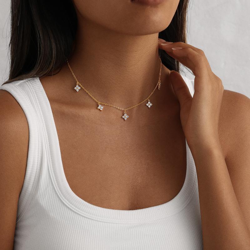 Dainty Petal Necklace