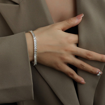 Lune Baguette Bracelet