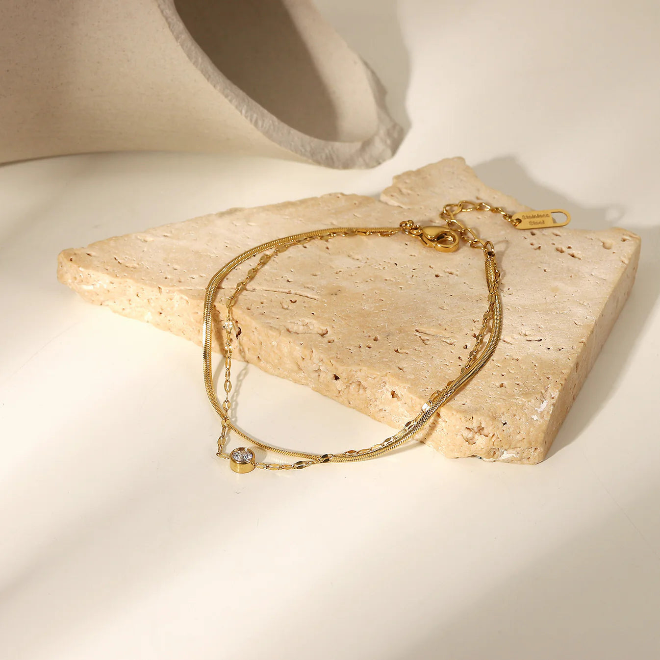 Lilly Bracelet