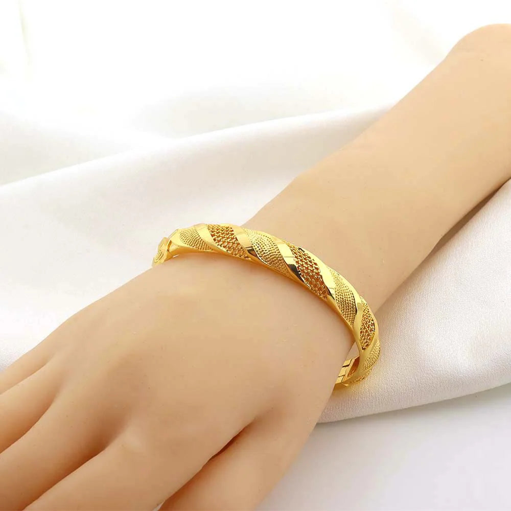 Tori Bracelet